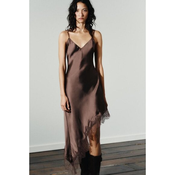 ZARA SATIN LACE DRESS - Picture 3 of 9